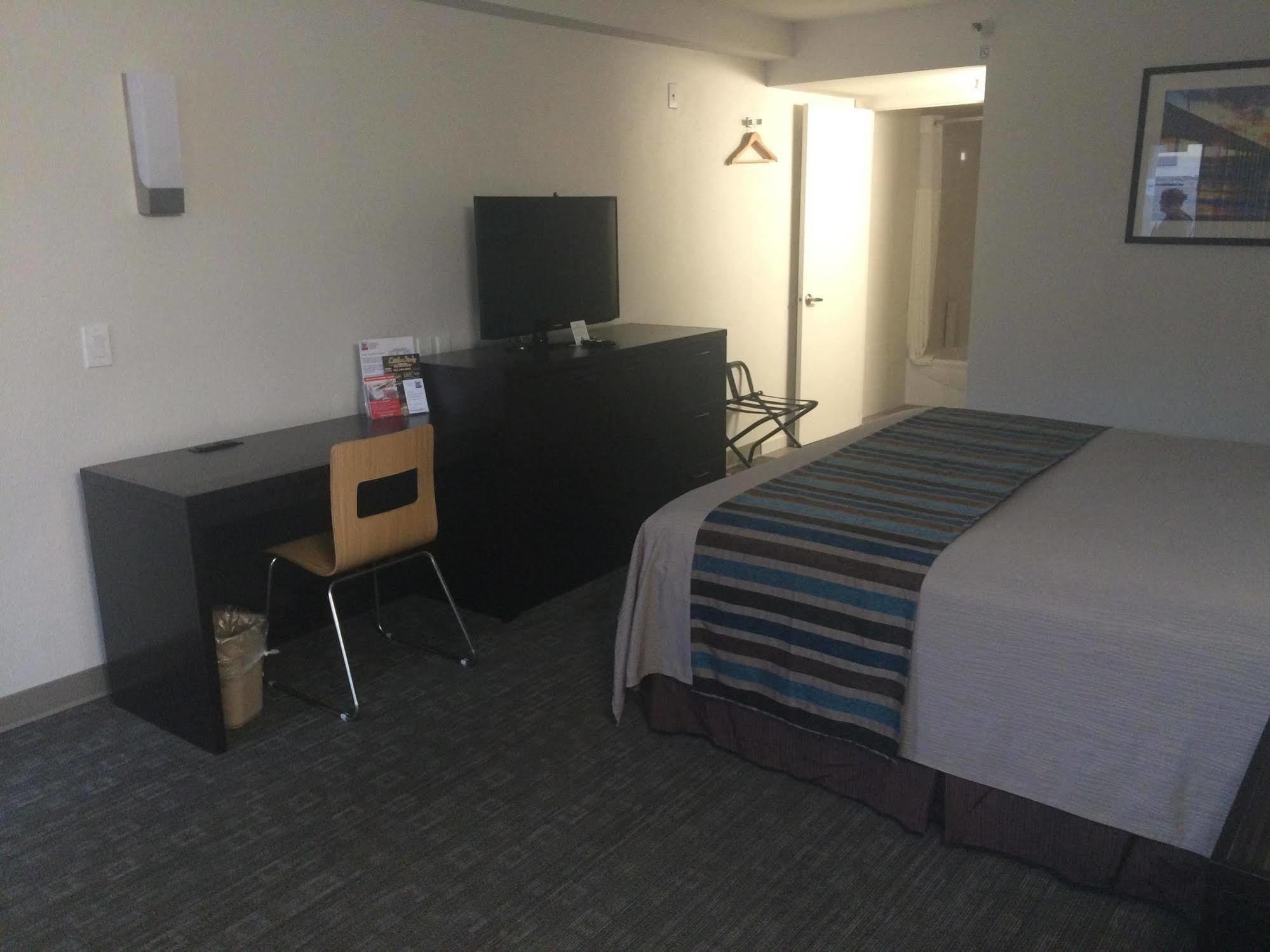 Comfort Sea World Area Inn San Diego